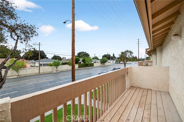 Detail Gallery Image 16 of 34 For 11360 166th #10,  Cerritos,  CA 90703 - 2 Beds | 1/1 Baths