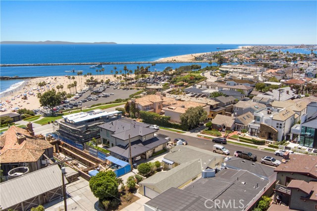 Detail Gallery Image 10 of 25 For 212 Larkspur Ave, Corona Del Mar,  CA 92625 - 2 Beds | 2 Baths