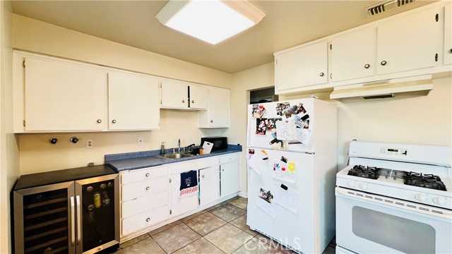 Detail Gallery Image 9 of 18 For 10029 Nancy Ave, Cherry Valley,  CA 92223 - 3 Beds | 1/1 Baths