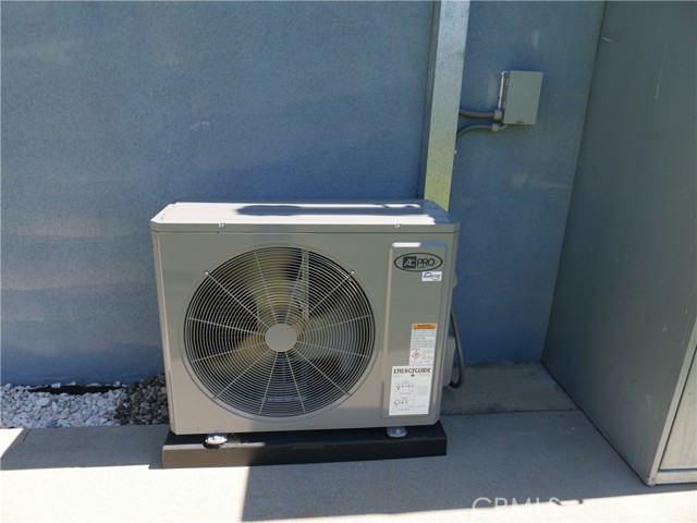 Image 23 of 39 For 10151 Christopher