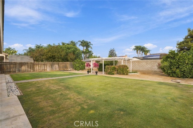 9310 Cripple Creek Ave, Kern County, CA 93312 photo 47