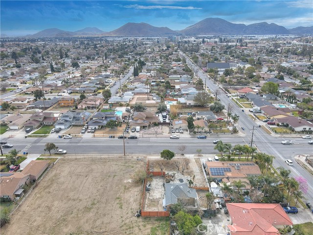 9279 Mango Avenue, Fontana, California 92335, 3 Bedrooms Bedrooms, ,1 BathroomBathrooms,Single Family Residence,For Sale,Mango,IG25032709