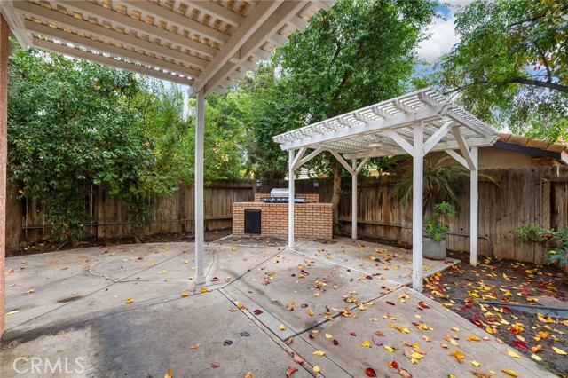 Detail Gallery Image 26 of 30 For 11205 Illusion Way, Bakersfield,  CA 93311 - 4 Beds | 3 Baths