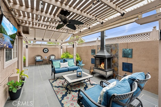 18516 Casandra Avenue, Cerritos CA: https://media.crmls.org/medias/db12b469-4838-4aa9-9b0a-5291c4b67f48.jpg