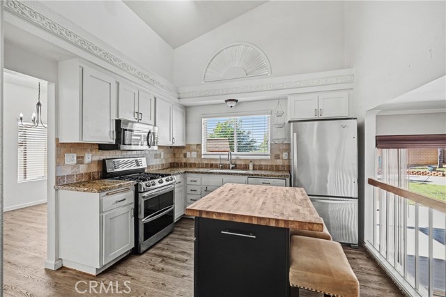 Detail Gallery Image 15 of 64 For 22320 Spur Brook Dr, Wildomar,  CA 92595 - 3 Beds | 2/1 Baths