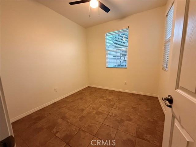 Detail Gallery Image 12 of 26 For 28301 Esplanada, Valencia,  CA 91354 - 4 Beds | 3 Baths