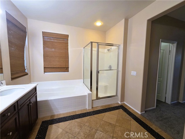Detail Gallery Image 14 of 16 For 1480 Bedford Ct, Beaumont,  CA 92223 - 5 Beds | 3 Baths