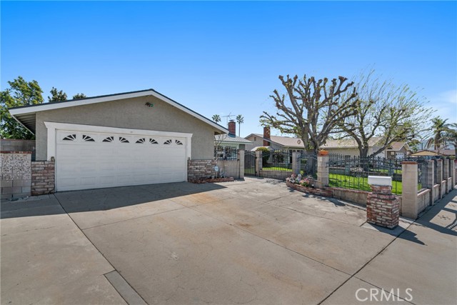 9945 Date Street, Fontana CA: https://media.crmls.org/medias/db153c12-42e2-4c99-8644-265cee243688.jpg