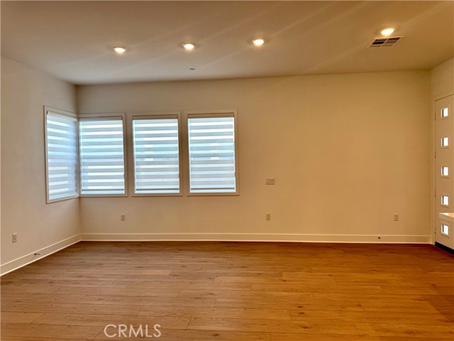 Detail Gallery Image 6 of 18 For 182 Proctor, Irvine,  CA 92618 - 3 Beds | 2 Baths