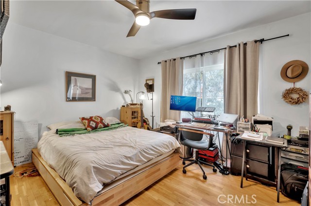 Detail Gallery Image 21 of 51 For 6514 Coldwater Canyon Ave, Valley Village,  CA 91606 - 4 Beds | 3 Baths