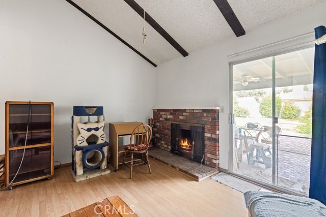 Detail Gallery Image 6 of 26 For 521 Bond, Redlands,  CA 92373 - 4 Beds | 2 Baths