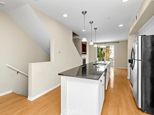 Detail Gallery Image 7 of 38 For 815 Harbor Cliff Way #239,  Oceanside,  CA 92054 - 3 Beds | 3/1 Baths