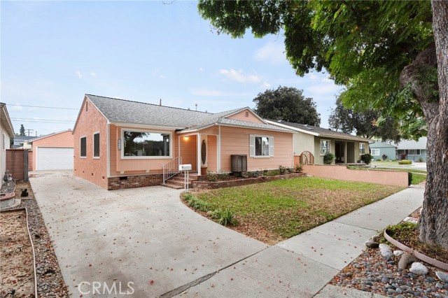 Detail Gallery Image 2 of 24 For 3858 Ladoga Ave, Long Beach,  CA 90808 - 3 Beds | 2 Baths