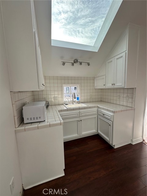 Detail Gallery Image 22 of 27 For 232 Jasmine, Corona Del Mar,  CA 92625 - 3 Beds | 3 Baths