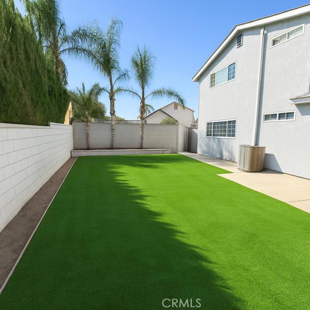 Detail Gallery Image 16 of 19 For 741 Saint Andrews, Corona,  CA 92882 - 4 Beds | 2 Baths