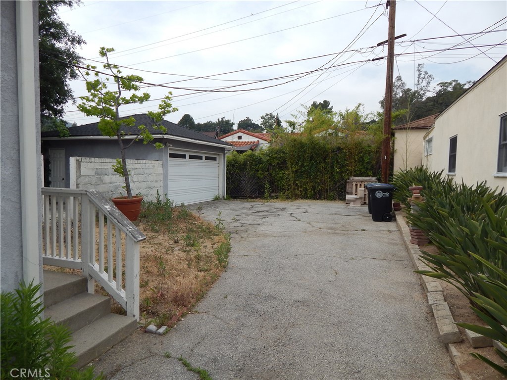 1829 Los Encinos AvenueGlendale img 2