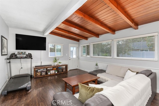 Detail Gallery Image 17 of 39 For 1779 Kenwood Pl, Costa Mesa,  CA 92627 - 3 Beds | 2 Baths