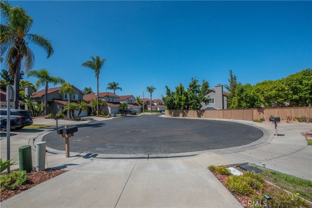 2654 Seacrest Court - photo 4