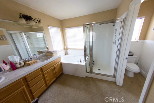19724 Kilfinan Street, Porter Ranch CA: https://media.crmls.org/medias/db1ca140-9be8-410a-8b31-0d0dead80ac0.jpg