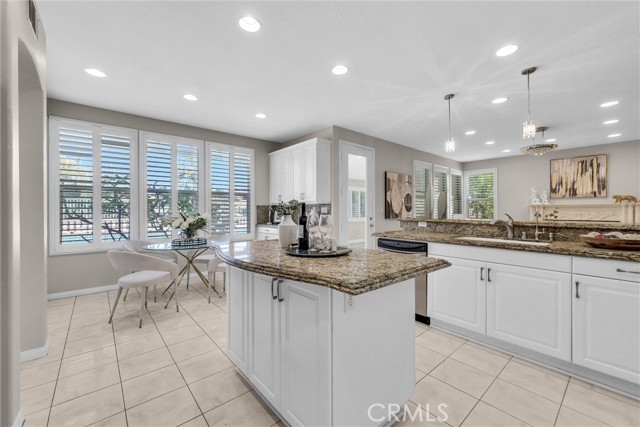 2572 Carlton Place, Rowland Heights CA: https://media.crmls.org/medias/db1cb06e-ba04-4578-bd9f-c1869698f594.jpg