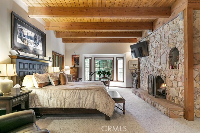 Detail Gallery Image 20 of 41 For 27421 Cedarwood Drive, Lake Arrowhead,  CA 92352 - 4 Beds | 4 Baths