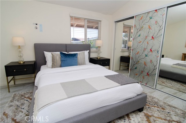 19152 Avenue Of The Oaks, Newhall CA: https://media.crmls.org/medias/db1f4ac8-8cac-4237-9937-e2ee0cf03172.jpg