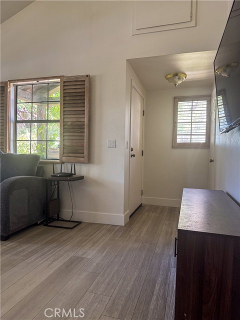 2608 Monte Carlo Drive, Santa Ana CA: https://media.crmls.org/medias/db1f5273-9875-4ade-bb9a-e36a1b223f9e.jpg