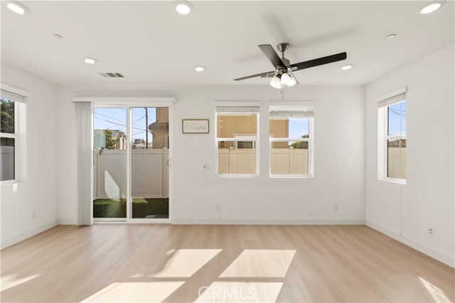 Detail Gallery Image 36 of 47 For 1544 W Plaza Del Amo, Torrance,  CA 90501 - 3 Beds | 2/1 Baths