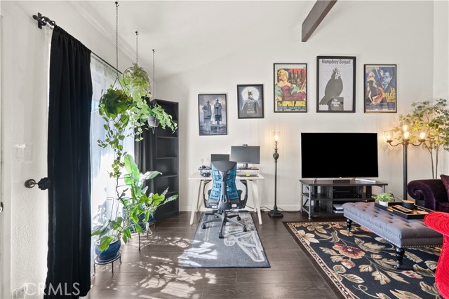 Detail Gallery Image 7 of 43 For 13144 Bromont, Sylmar,  CA 91342 - 2 Beds | 2 Baths