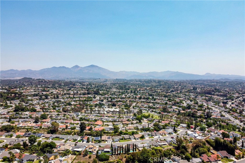 MLS #OC25175888 image #41