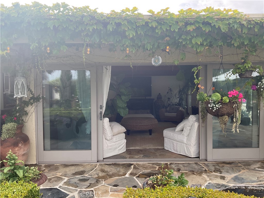 MLS #OC25182899 img 7