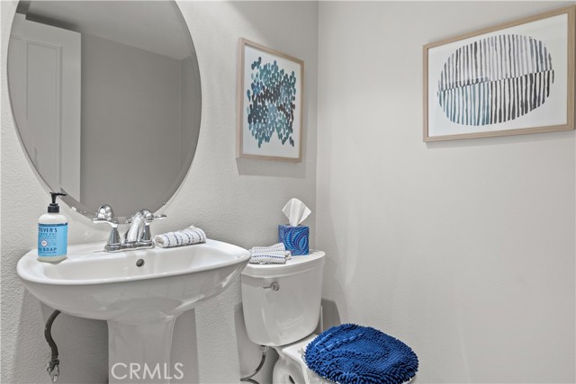 Detail Gallery Image 13 of 26 For 16869 Donwest, Tustin,  CA 92780 - 2 Beds | 1/1 Baths