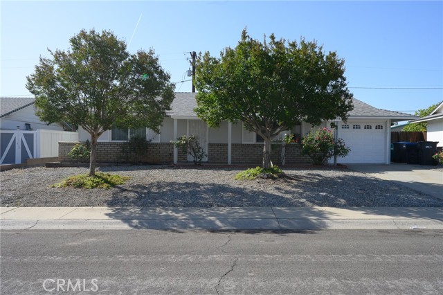 Front Image Thumbnail for CROC26085982