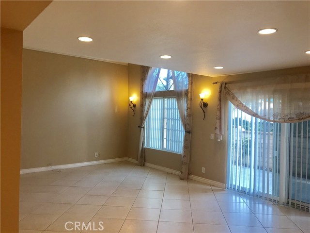 MLS# OC23038128