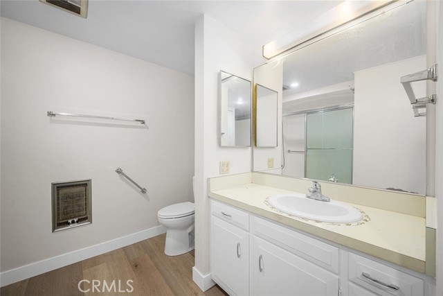 1930 St John Road, Seal Beach CA: https://media.crmls.org/medias/db252206-87a8-49cc-bfe5-590fb69d5654.jpg