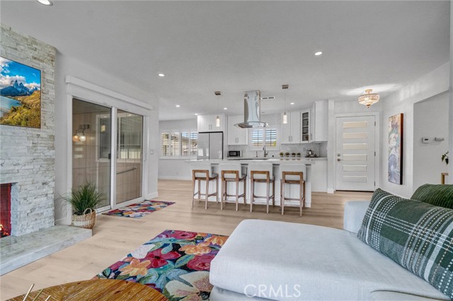 1947 N Sacramento Street, Orange CA: https://media.crmls.org/medias/db254b68-6321-4fd8-98f8-e18c26e94f29.jpg
