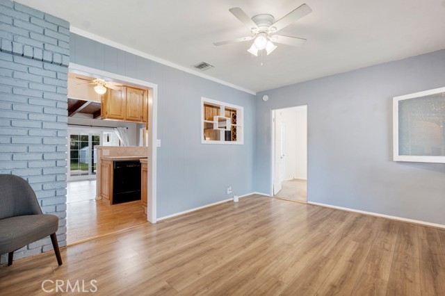 Detail Gallery Image 6 of 31 For 1640 N Lincoln, Burbank,  CA 91506 - 4 Beds | 2 Baths