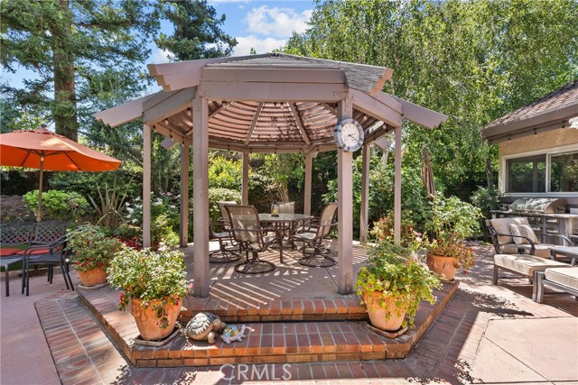 19222 Mayall Street, Northridge CA: https://media.crmls.org/medias/db25a183-dc33-425d-953c-ad004a26171f.jpg