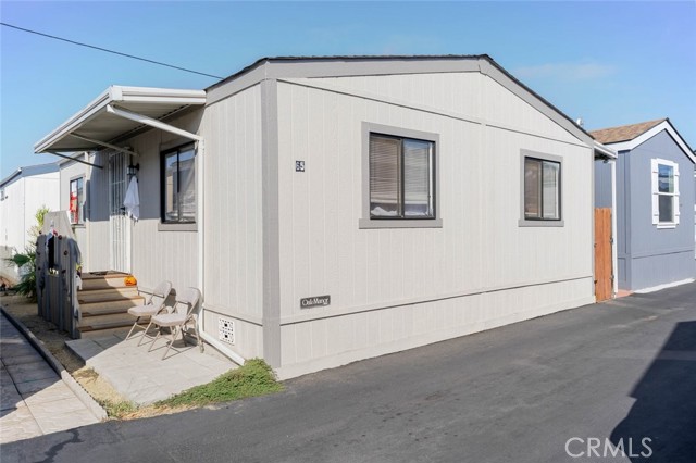 Front Image Thumbnail for CRSR26069435