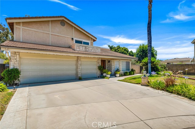 17262 Chase Street, Northridge CA: https://media.crmls.org/medias/db25ed4c-027d-461d-a281-c063baab72c4.jpg