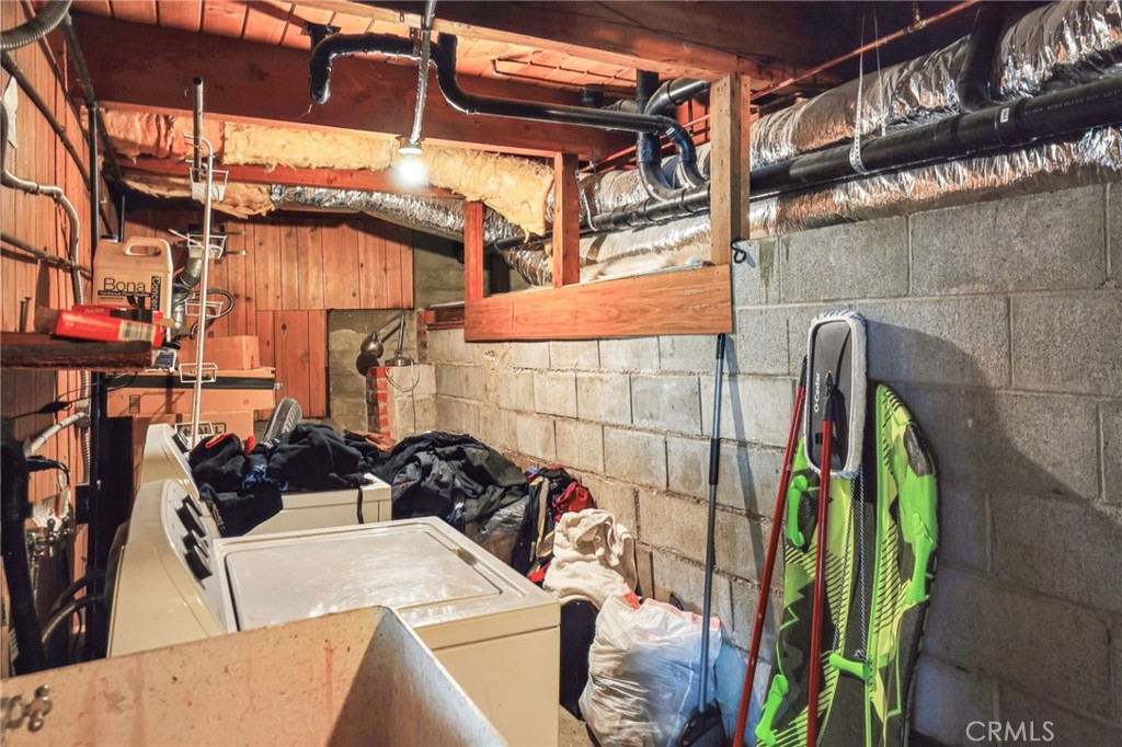https://media.crmls.org/medias/db2653b7-b7ed-40bf-a224-54d1d3291911.jpg?preset=X-Large