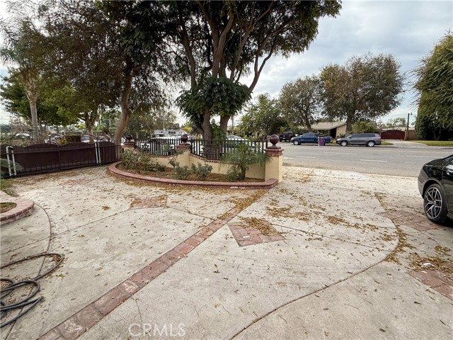 Detail Gallery Image 32 of 46 For 7090 N Atlantic Pl, Long Beach,  CA 90805 - 4 Beds | 2 Baths