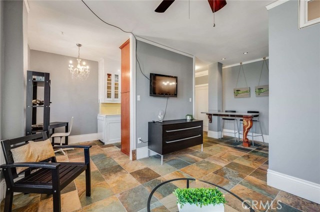Detail Gallery Image 13 of 34 For 315 W 3rd St #1003,  Long Beach,  CA 90802 - 1 Beds | 1 Baths