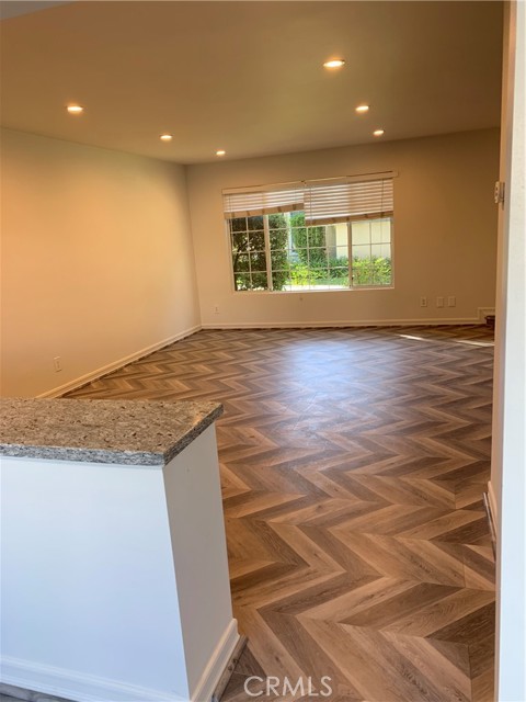 Front Image Thumbnail for CRSR26014818