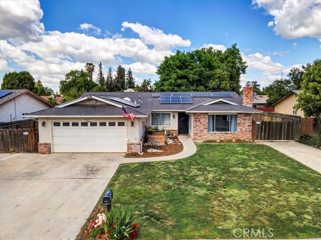 Detail Gallery Image 4 of 45 For 1344 W. Ashland Ave, Visalia,  CA 93277 - 4 Beds | 2 Baths