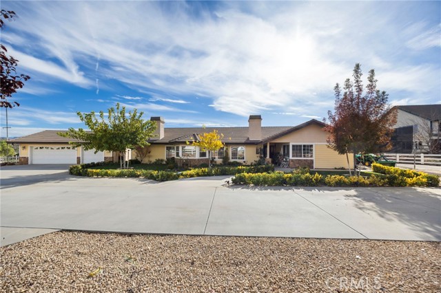 3832 Sourdough, Acton CA: https://media.crmls.org/medias/db29fcb2-f7ce-4b8c-8e25-c68d3cd28232.jpg