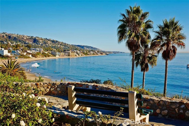104 Scenic Crest, Irvine CA: https://media.crmls.org/medias/db2a7ad0-760c-49ba-b71d-3cfbb4644807.jpg
