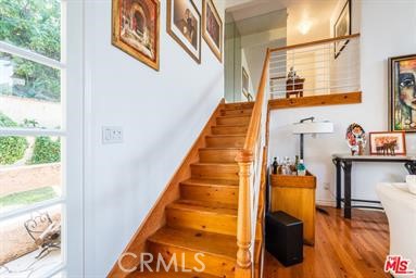 3540 N Knoll Drive, Los Angeles CA: https://media.crmls.org/medias/db2aa120-e03b-453a-b8cc-f11434a2c6c6.jpg