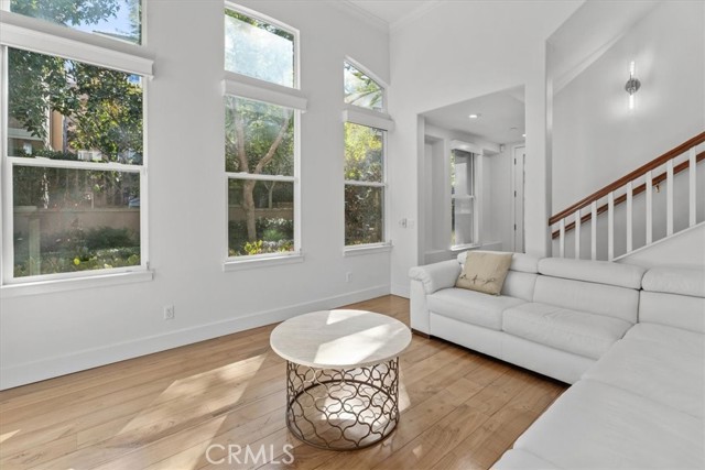 Image 10 of 33 For 5801 Kiyot Way  7