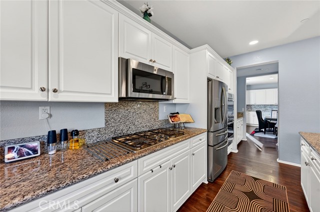 Detail Gallery Image 24 of 71 For 820 Genaro Dr, Perris,  CA 92571 - 4 Beds | 2/1 Baths